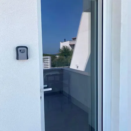 Crisalide A Mare * 바리